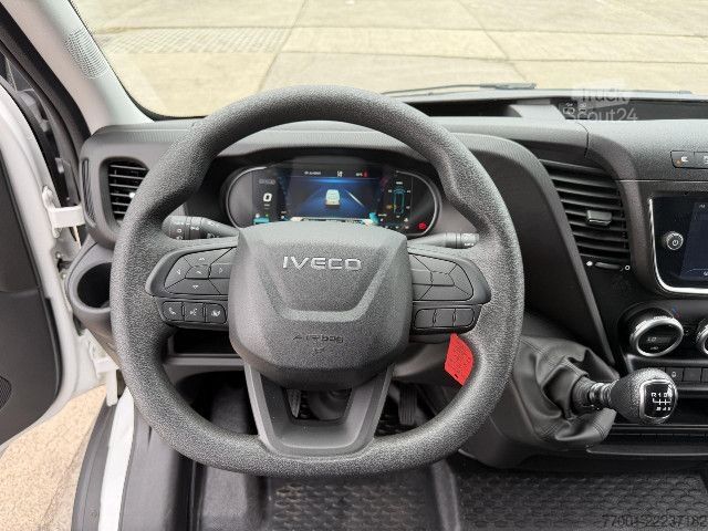 Furgon blaszak IVECO 35S16 V MY24 MAXI