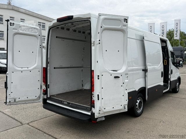 Bestelwagen IVECO 35S16 V