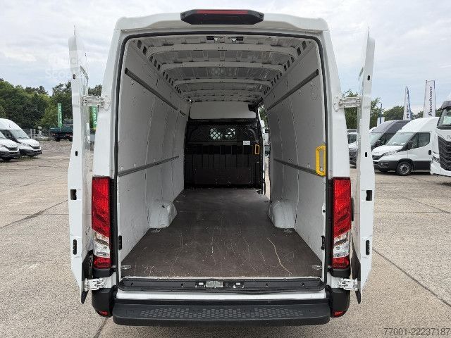 Bestelwagen IVECO 35S16 V