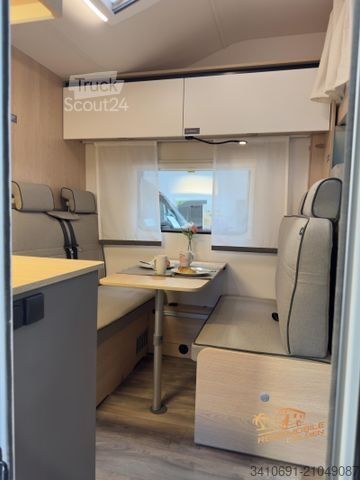 Альковний автокемпер LMC Tourer Alkoven A 690 G 8G Auto Fahrradträger