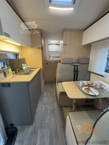 Альковний автокемпер LMC Tourer Alkoven A 690 G 8G Auto Fahrradträger