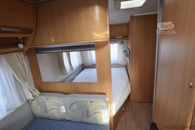 Caravane CHATEAU Calista 400 ATF mit Vorzelt