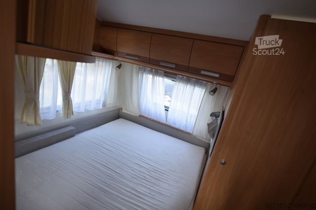 Caravane CHATEAU Calista 400 ATF mit Vorzelt