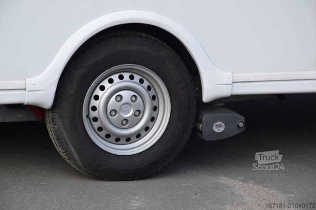 Caravane TEC Travel Style 450E mit Mover und Vorzelt