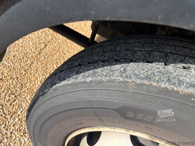 Camion caisson IVECO 120E22/P Möbelkoffer - E6 - Schalter - Klima