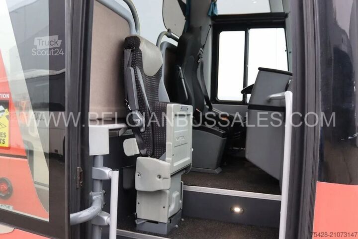 Motor coach Van Hool EX 16 M/LIFT