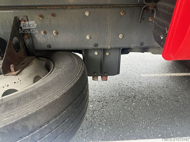 Refrigerated truck RENAULT D SERIES 18.280 DTI FRIGORIFICO EURO 6