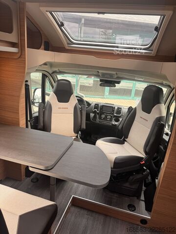 Daļēji integrēta kemperis WEINSBERG CaraSuite 650 MEG SPICY kein Hubbett LP 82.521 ¤