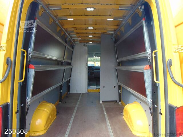 Kastenwagen hoch VOLKSWAGEN Crafter Maxi 2.0 TDI DSG Regalsys.-Klima-Kamera
