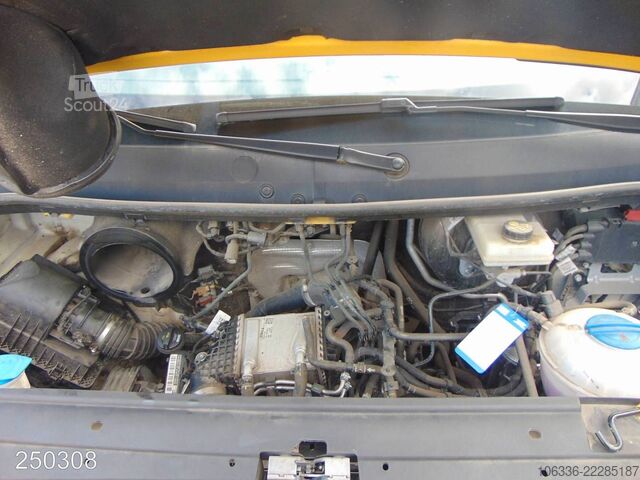 Kastenwagen hoch VOLKSWAGEN Crafter Maxi 2.0 TDI DSG Regalsys.-Klima-Kamera