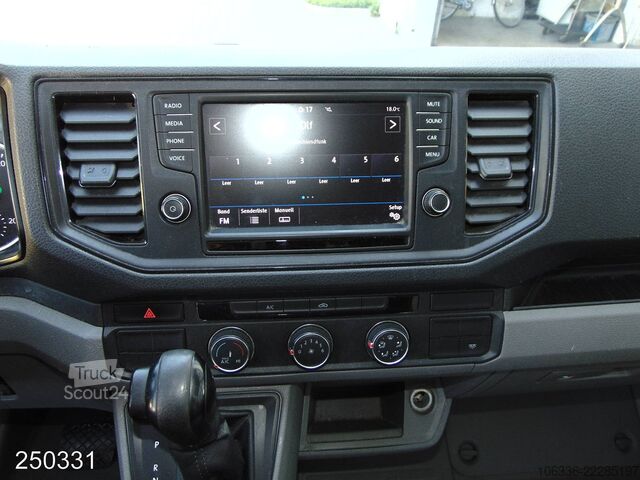 Dubă cu acoperiș înalt VOLKSWAGEN CRAFTER 35 2.0 TDI DSG *KLIMA*REGALSYSTEM*KAMERA