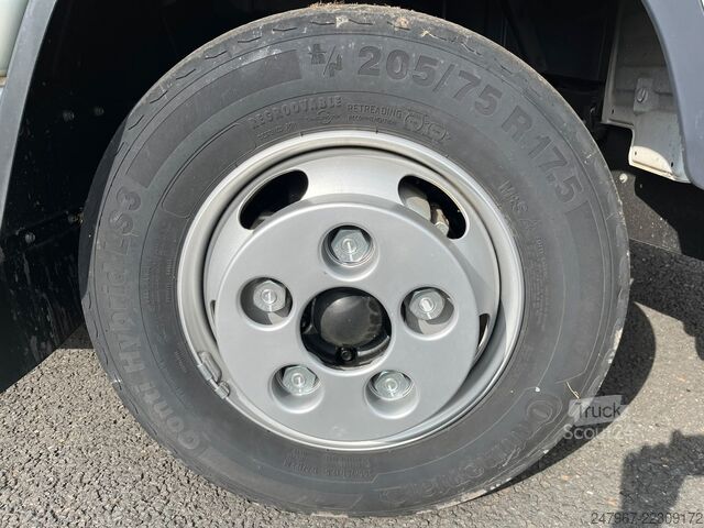 Furgonetka pick-up Fuso ECANTER 4C15 S-BAT4X2 2800