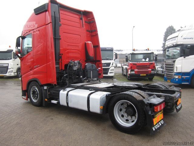 Véhicule tracteur volume VOLVO FH 460 XL Mega 2xtank Hydrauliek VEB+