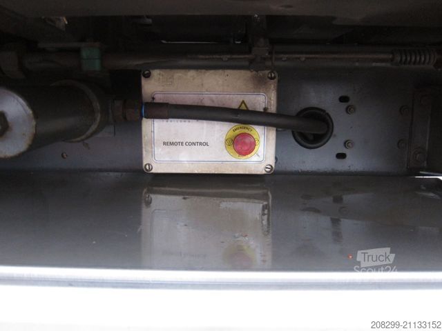 Polpriklopnik s premičnim dnom KNAPEN K100 Schubboden 97m3 Funk BPW