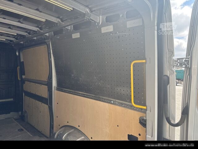 Furgon z wysokim dachem VOLKSWAGEN VW Crafter Kasten Klima/Kamera/AHK