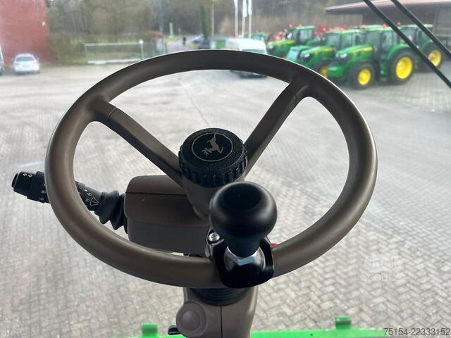 Θεριζοαλωνιστική μηχανή John Deere T660i