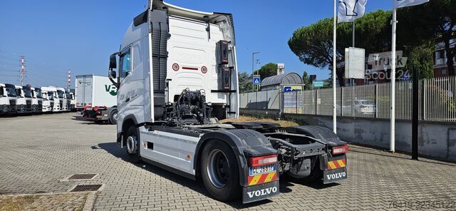 Tracteur routier standard Volvo FH 460 I-SAVE  T26-038
