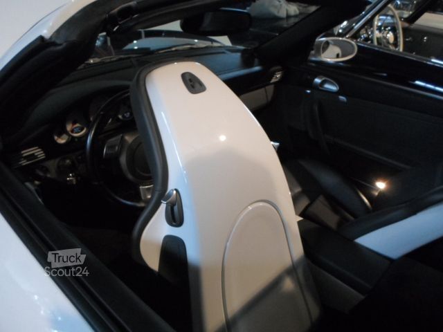 Furgon PORSCHE 911 Turbo Cabrio