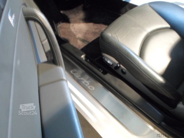 Furgon PORSCHE 911 Turbo Cabrio