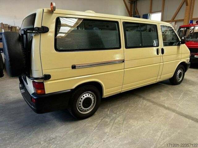 Dobozos furgon VW T4 2.5 KAT Syncro 4x4 lang 1. Hand!