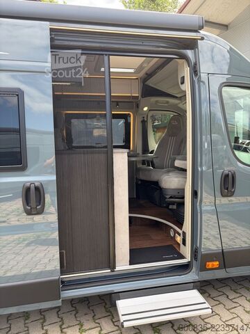 Camper PÖSSL Summit Shine 640 - Mj. 2026 - CSL Munich Edition