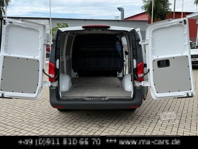 Fourgon tôlé MERCEDES-BENZ Vito 110 CDi Kasten lang Klima 2 Flügeltüren PDC