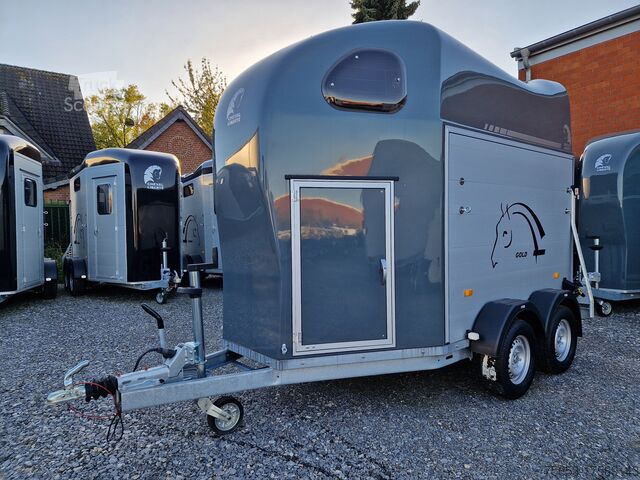 Ρυμουλκούμενο αλόγου Cheval Liberté Alu Pferdeanhänger Sattelkammer direkt