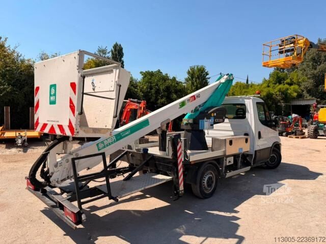 فان Iveco 35S140.  19.5 M