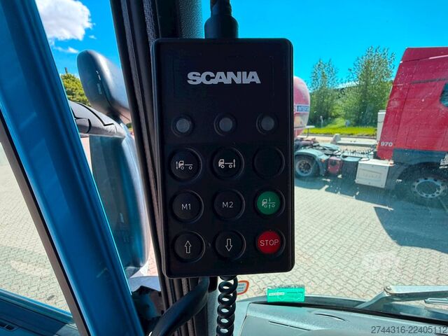 Ladbil med lad SCANIA P280