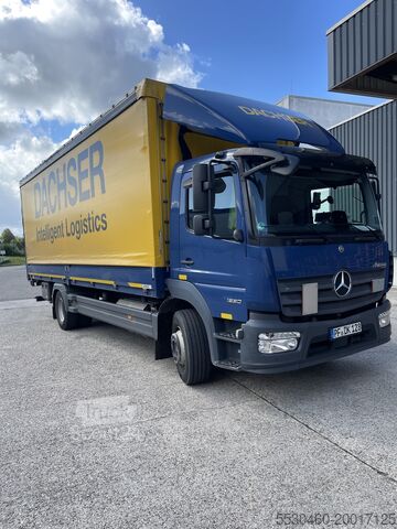 Vrachtwagen met dieplader & dekzeil Mercedes-Benz Atego 1530 L