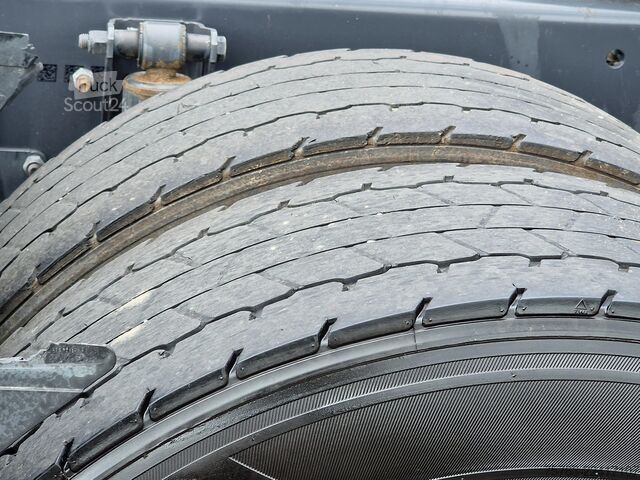 Standard-SZM Scania R520 V8 NGS retarder - steel / air - navi  - fr...