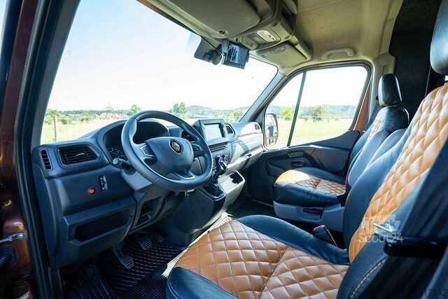 Transporteur de bétail Renault Master Pferdetransporter 5 Sitzplätze Hengst