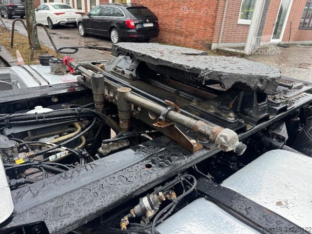 Standardni tegljač DAF XF 530 FT - ACC - 4x2 - Hydraulik - Intarder