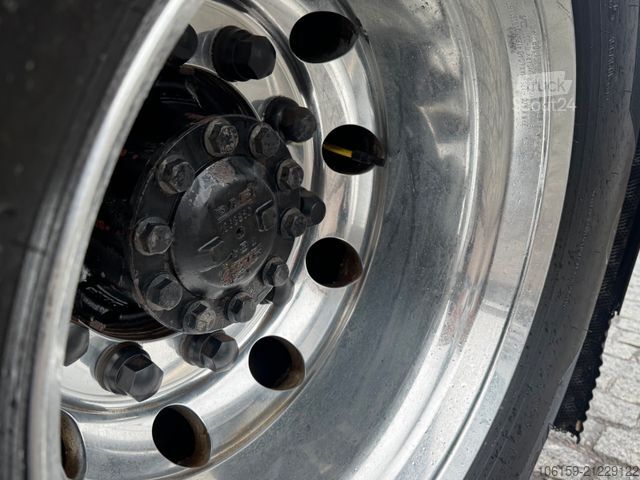 Standardni tegljač DAF XF 530 FT - ACC - 4x2 - Hydraulik - Intarder