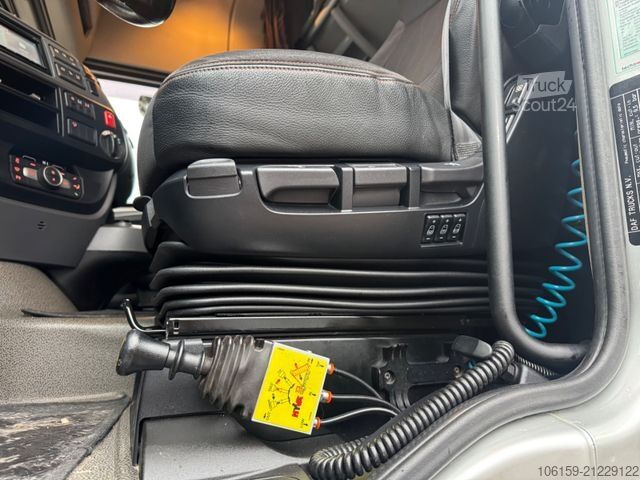 Standardni tegljač DAF XF 530 FT - ACC - 4x2 - Hydraulik - Intarder