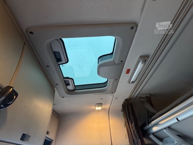 Standardni tegljač DAF XF 530 FT - ACC - 4x2 - Hydraulik - Intarder