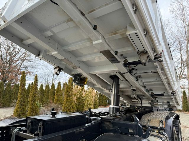 Ανατρεπόμενο φορτηγό MERCEDES-BENZ AROCS 3548 8x4 Euro 6 Meiller Kipper Bordmatik