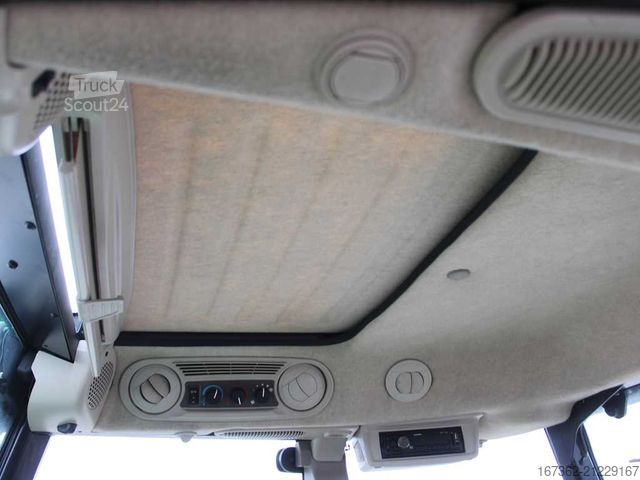 Tractor John Deere 5125R JOHN DEERE