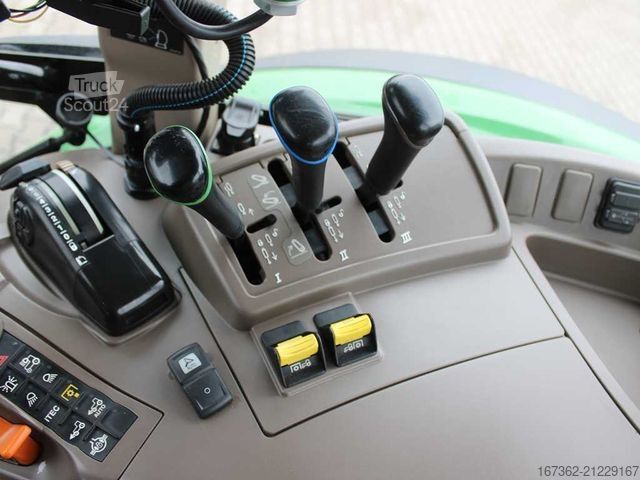 Tractor John Deere 5125R JOHN DEERE