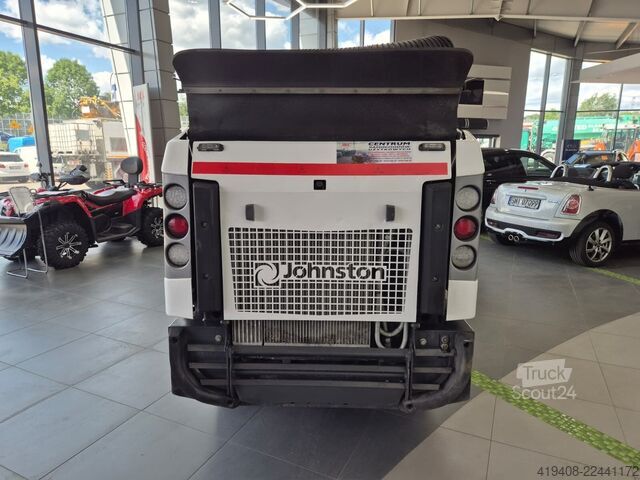 Barredora Johnston C200/201 Compact Sweeper