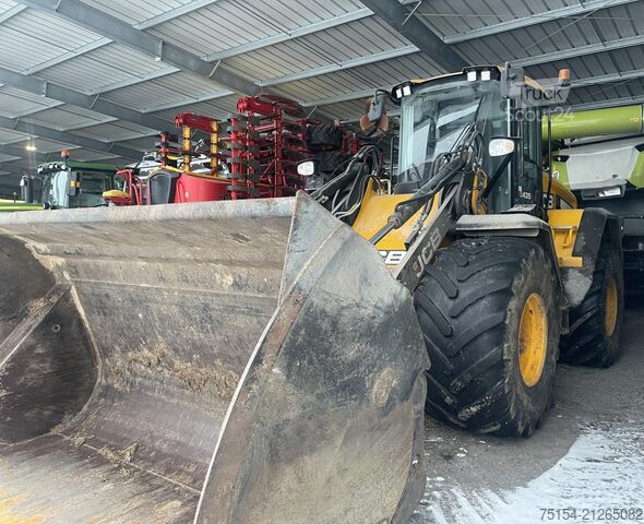 Chargeuse sur pneus JCB 435 S