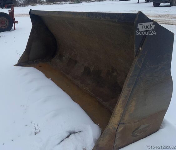 Chargeuse sur pneus JCB 435 S