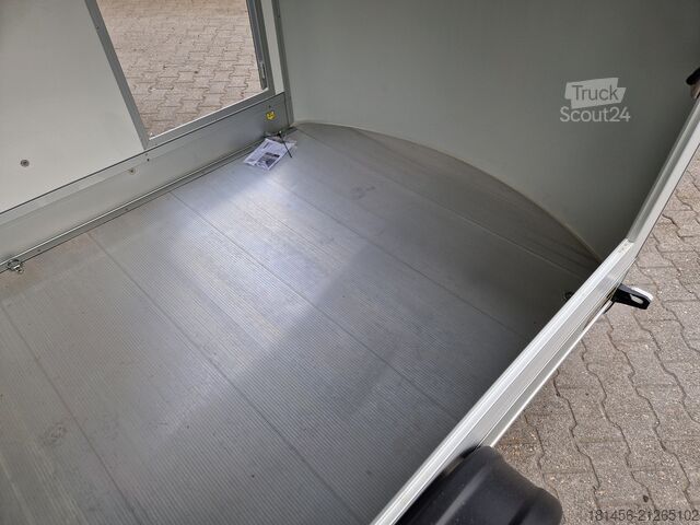 árusító utánfutó trailershop Debon Roadster 500 Seitenklappe direkt