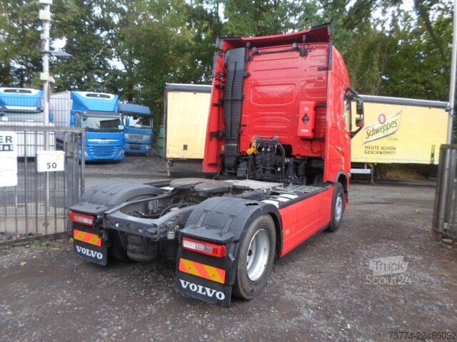 Vakio vetoauto VOLVO FH 500/ Globetrotter/