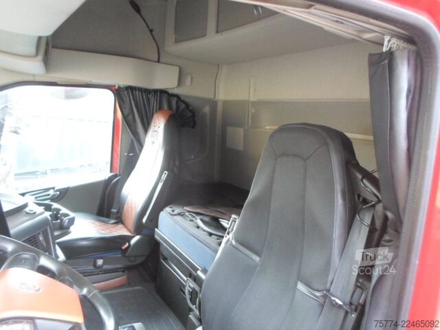 Vakio vetoauto VOLVO FH 500/ Globetrotter/