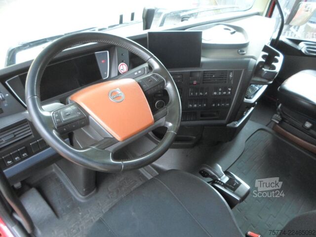 Vakio vetoauto VOLVO FH 500/ Globetrotter/
