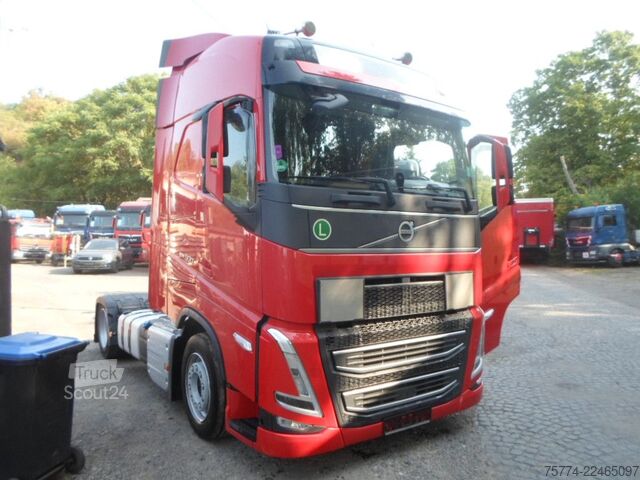 Tilavuusyksikköveturi VOLVO FH 500/ Globetrotter/ Low Deck