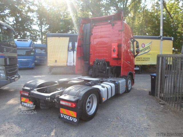 Tilavuusyksikköveturi VOLVO FH 500/ Globetrotter/ Low Deck