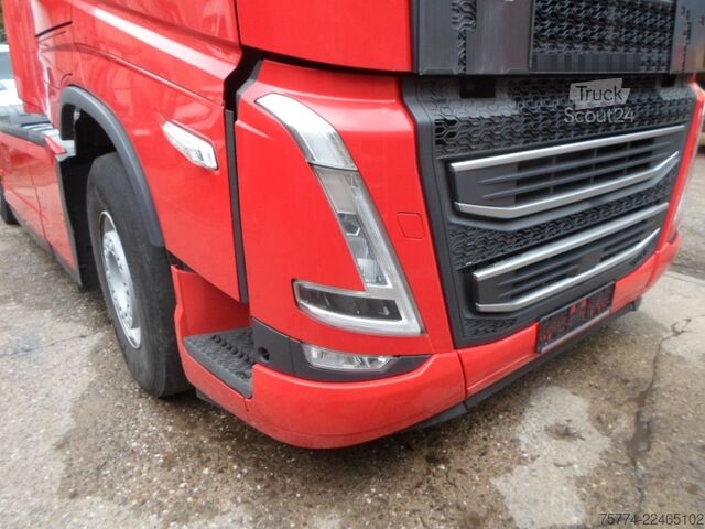 Standardni tegljač VOLVO FH 500/ Globetrotter/ KM 361000 !!