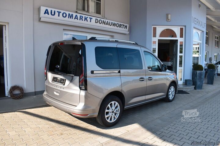 Asuntoauto FORD Tourneo Connect 1.5 EcoBoost Aut. Titanium Camp